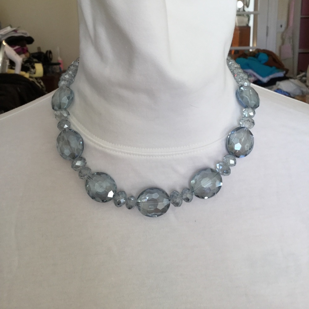Gorgeous heavy crystal necklace & bracelet set
